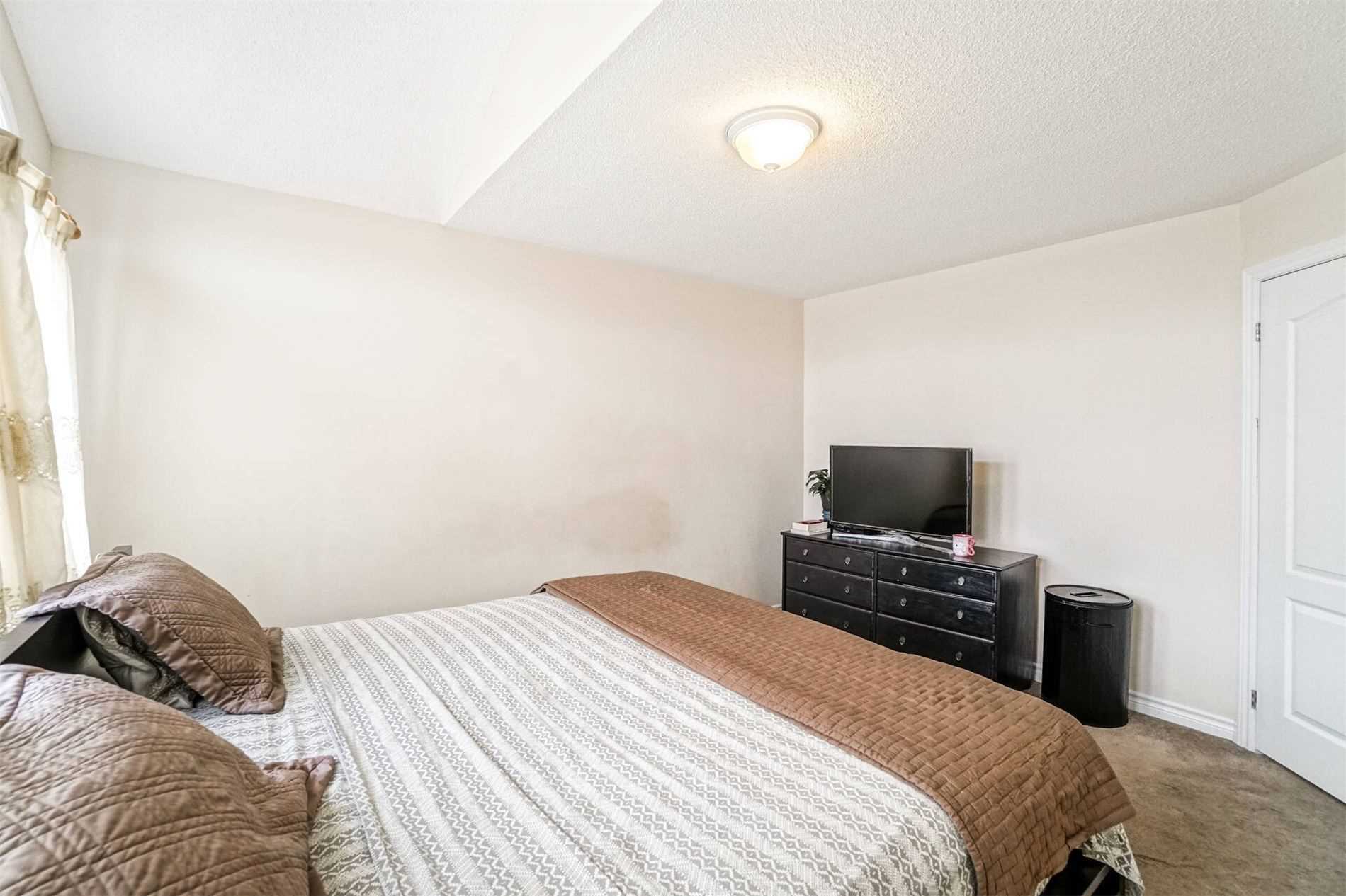 Listing W5213731 - Large Photo # 29