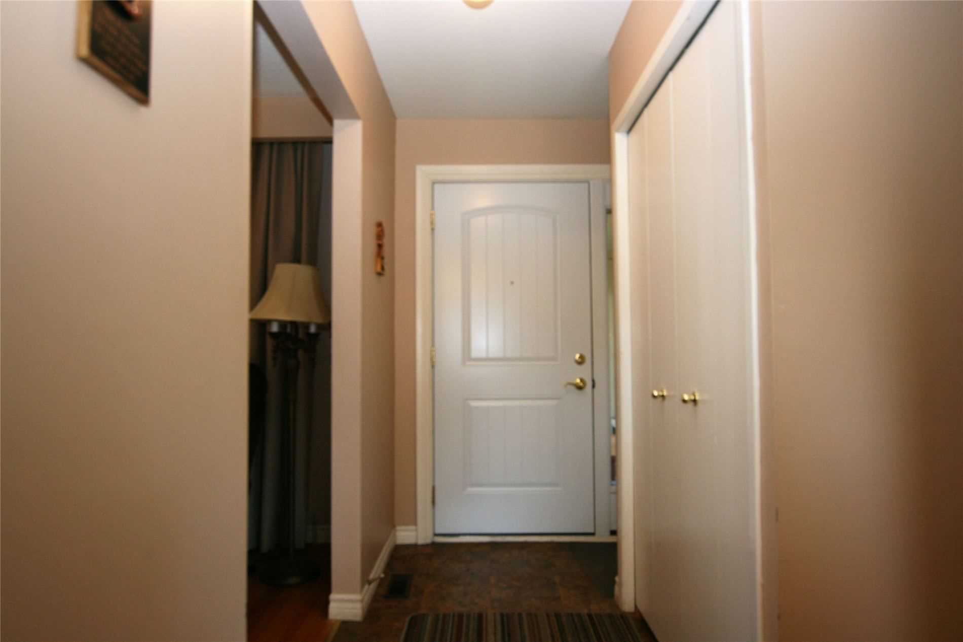 58 Parkview Dr