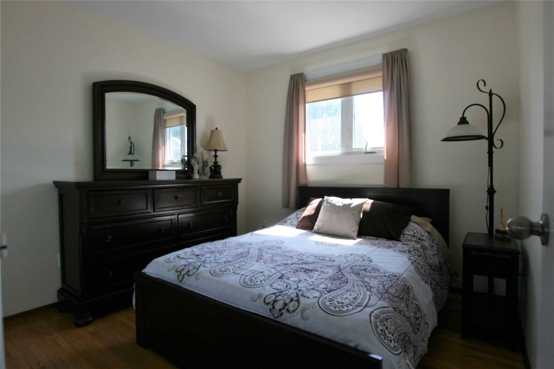 58 Parkview Dr