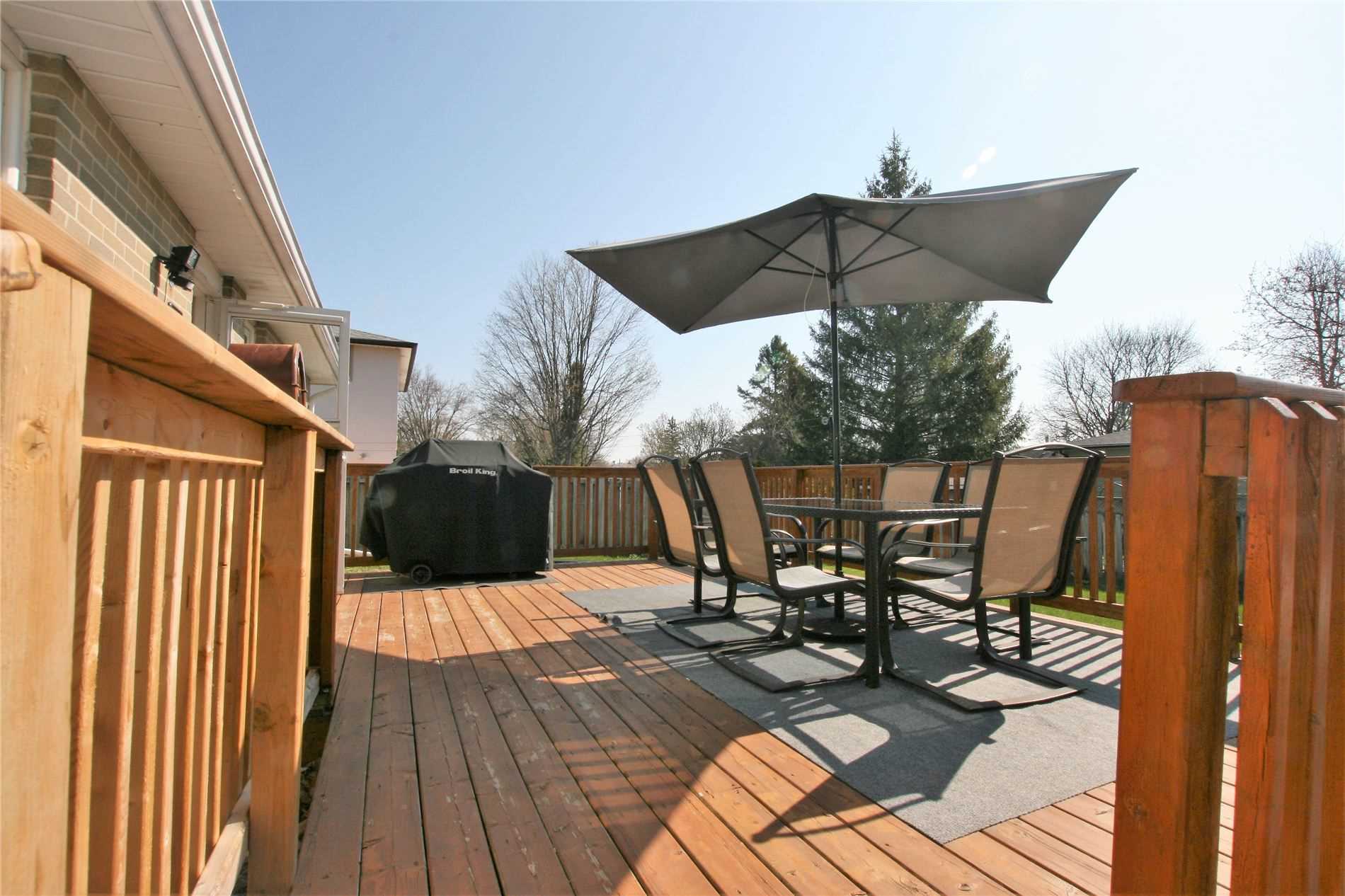 58 Parkview Dr