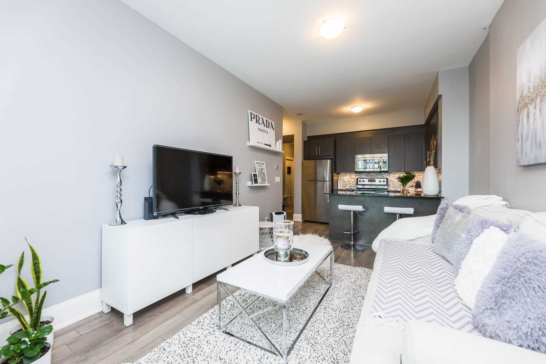 45 Yorkland Blvd, #201