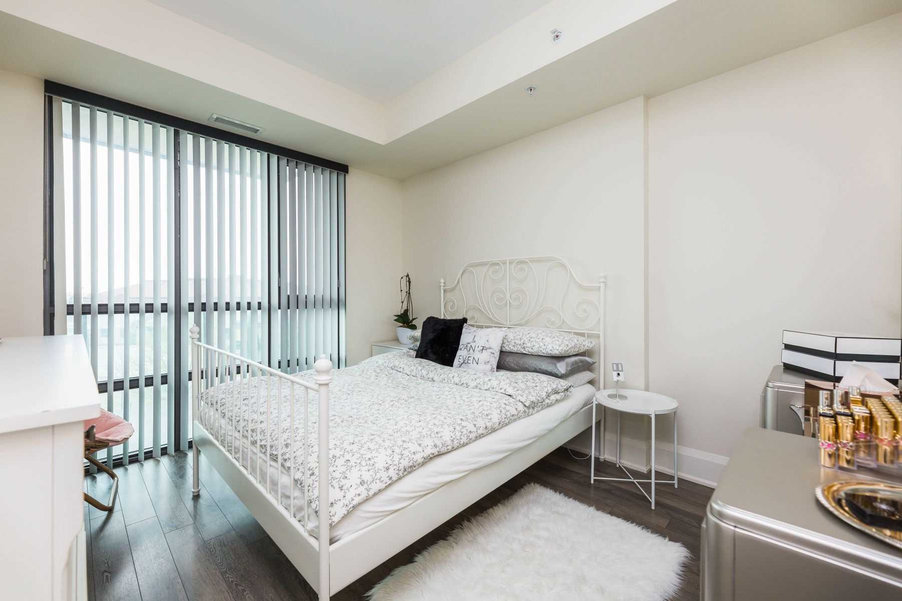 45 Yorkland Blvd, #201