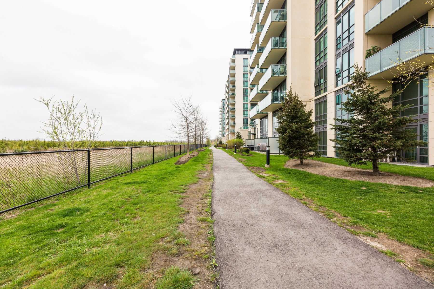 45 Yorkland Blvd, #201