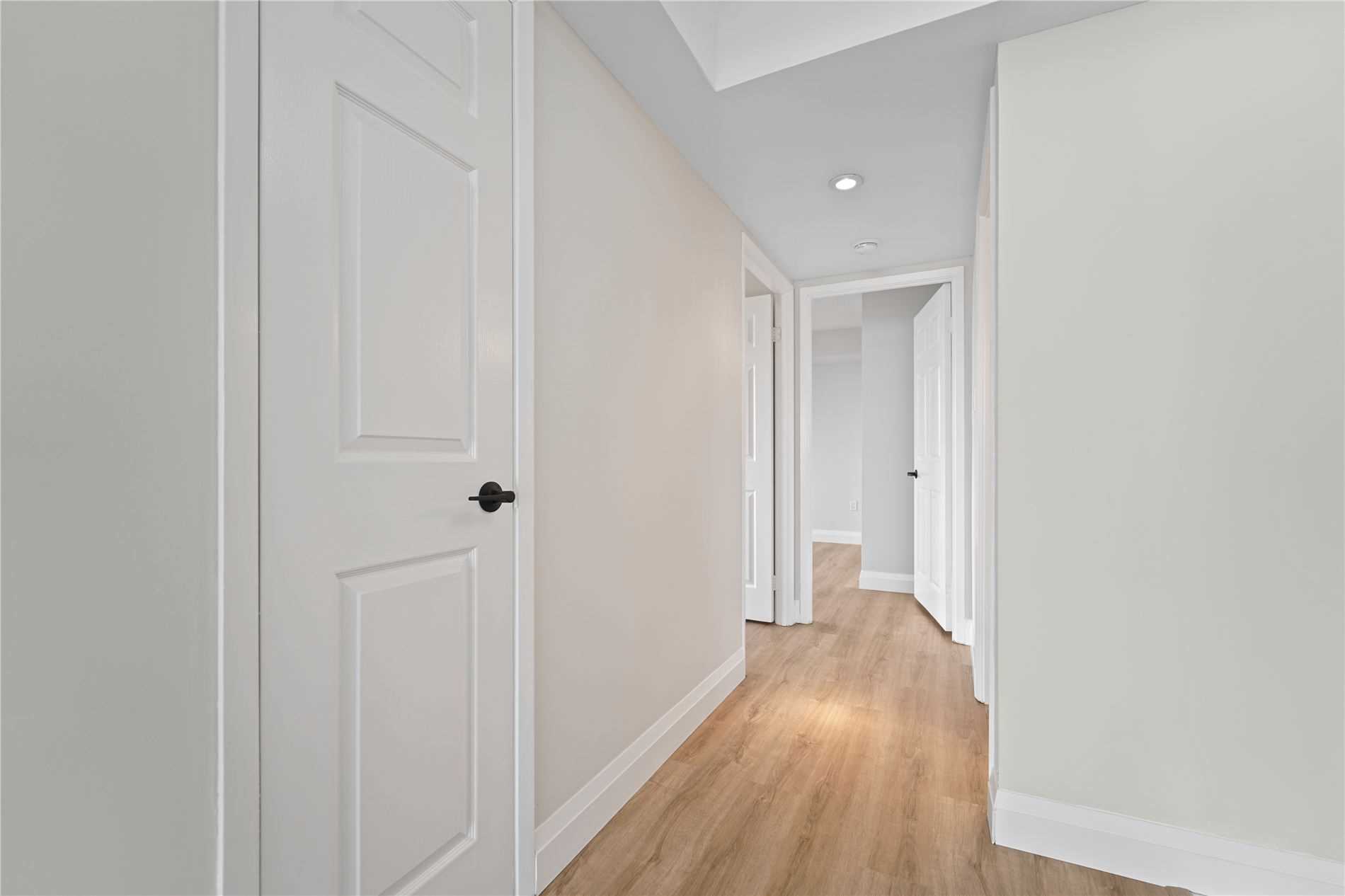 1271 Walden Circ, #1201