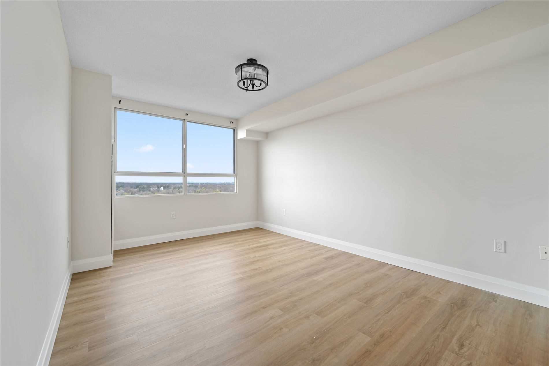 1271 Walden Circ, #1201