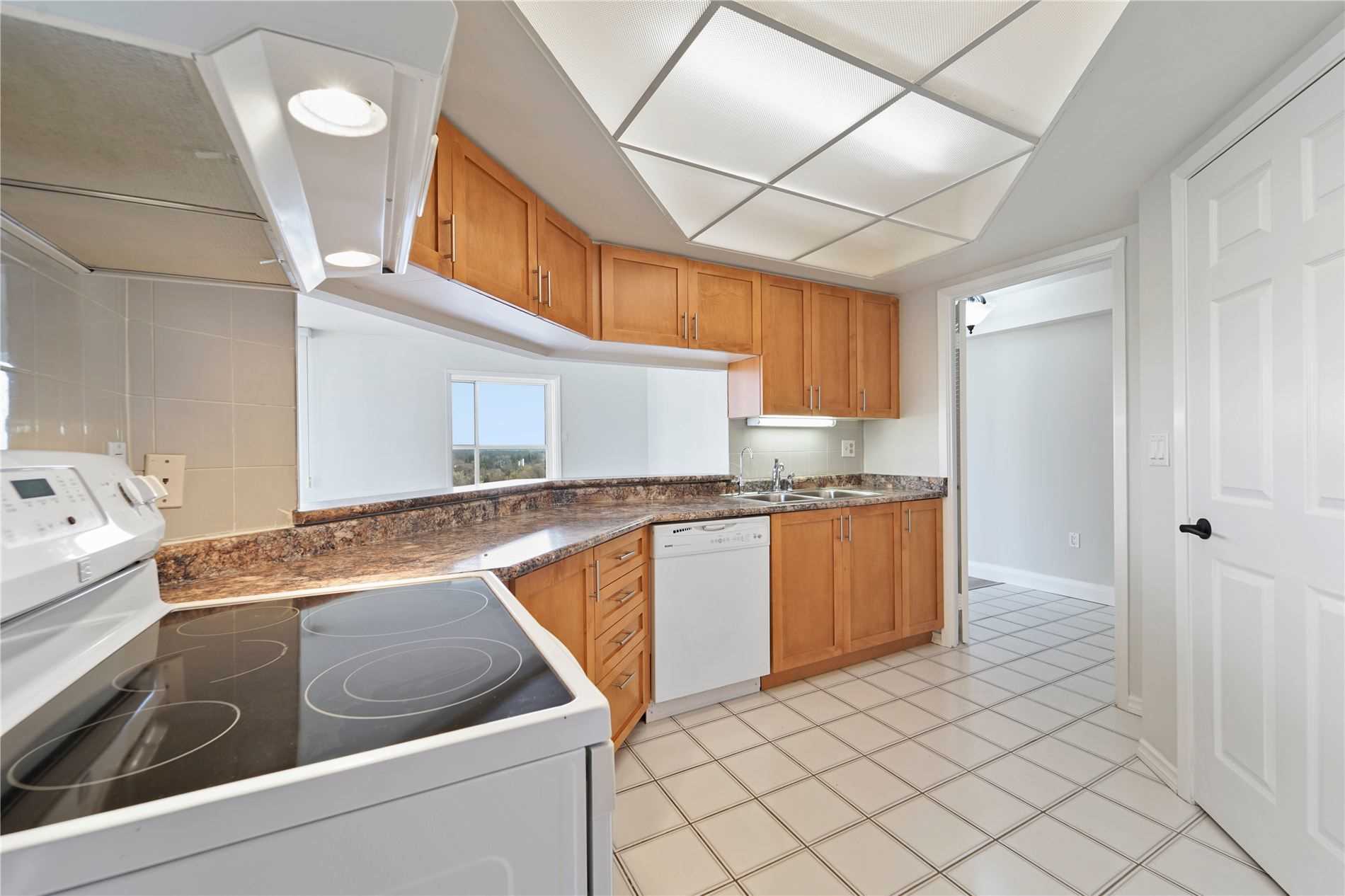 1271 Walden Circ, #1201