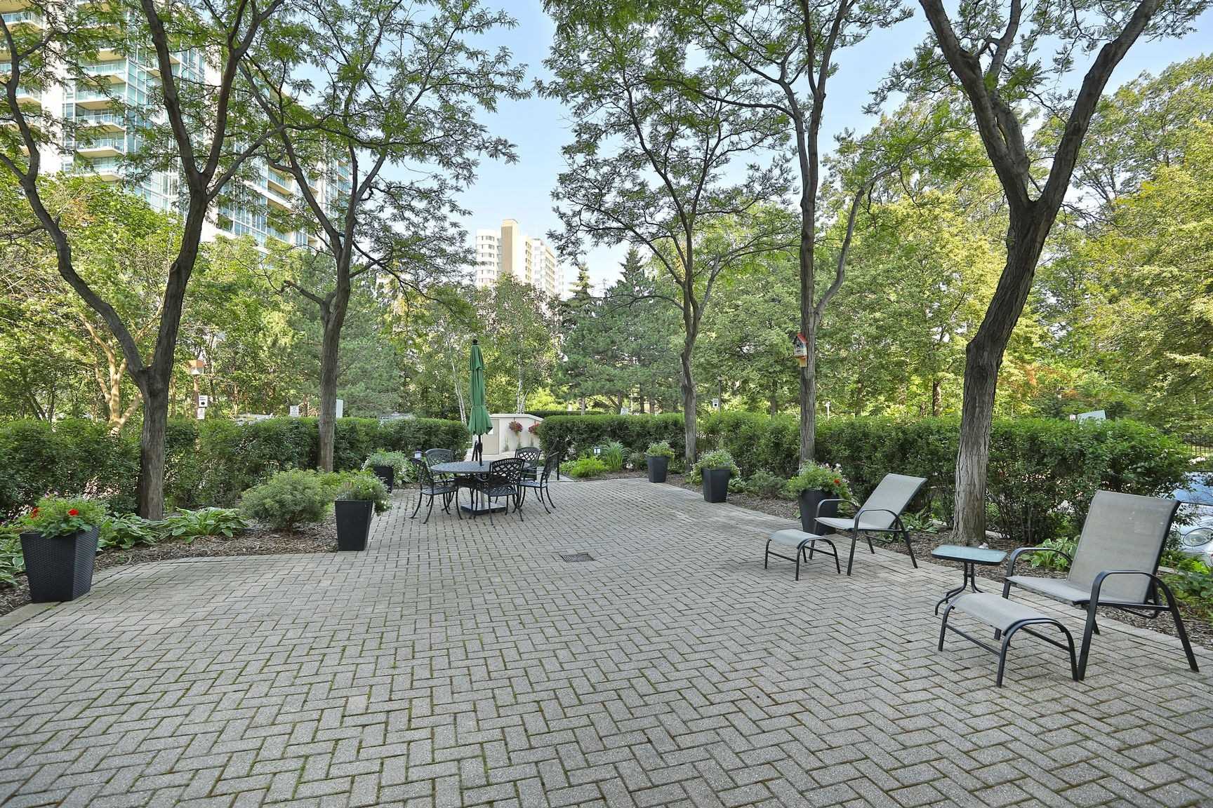 1271 Walden Circ, #1201