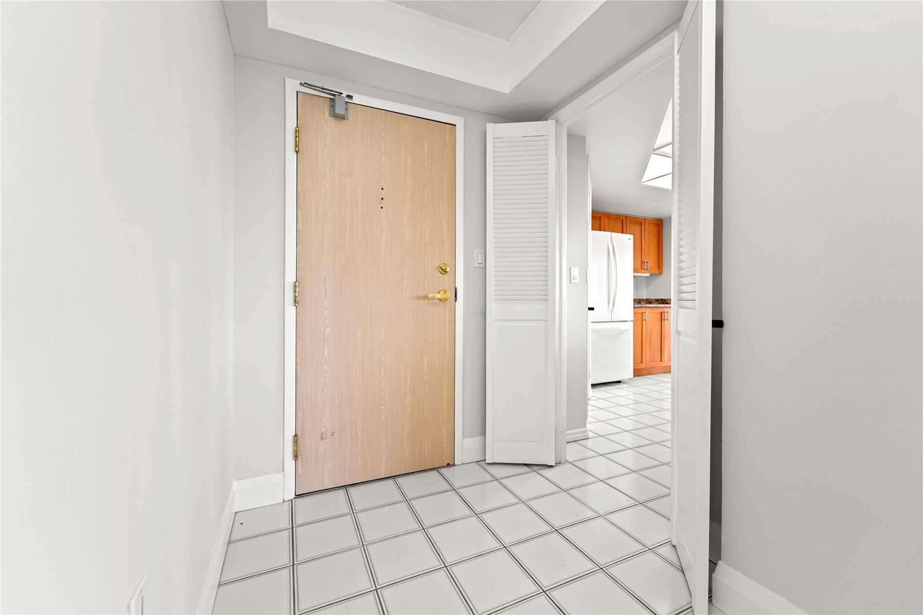 1271 Walden Circ, #1201