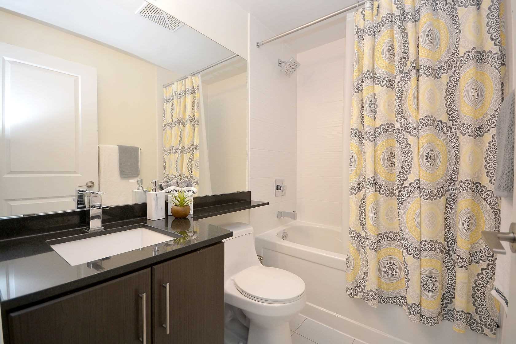 60 Absolute Ave, #1805