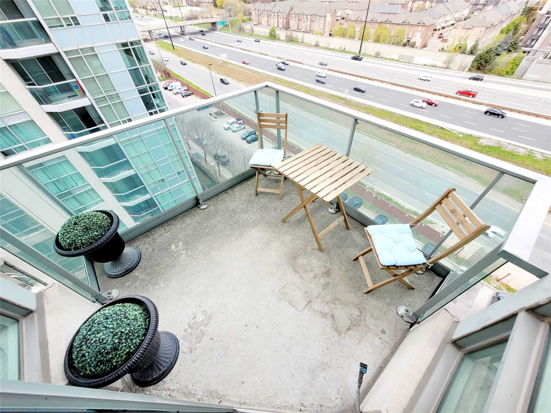 250 Manitoba St, #616