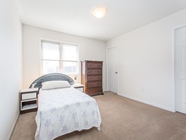 89 Bevington Rd