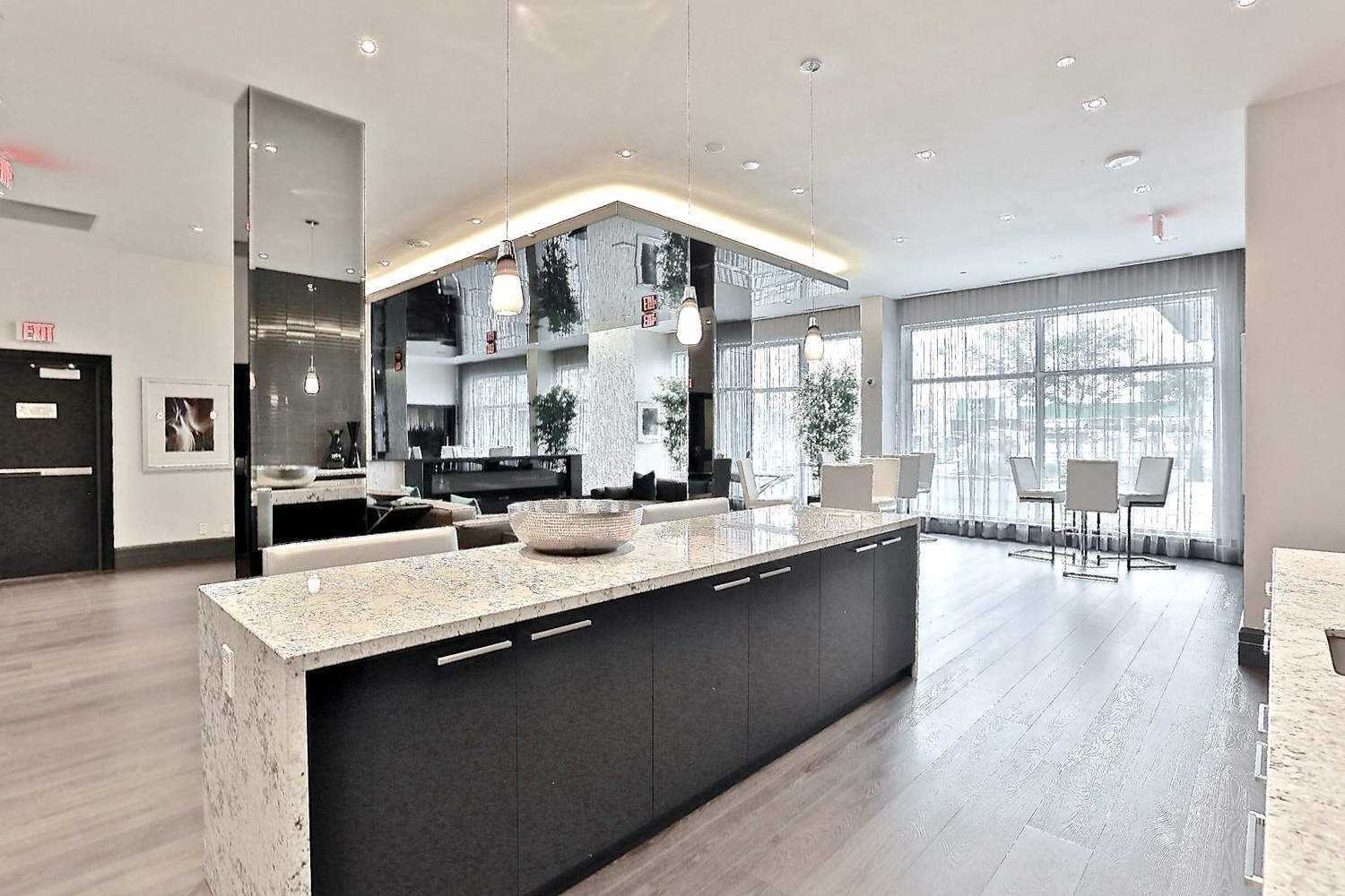 65 Speers Rd, #203