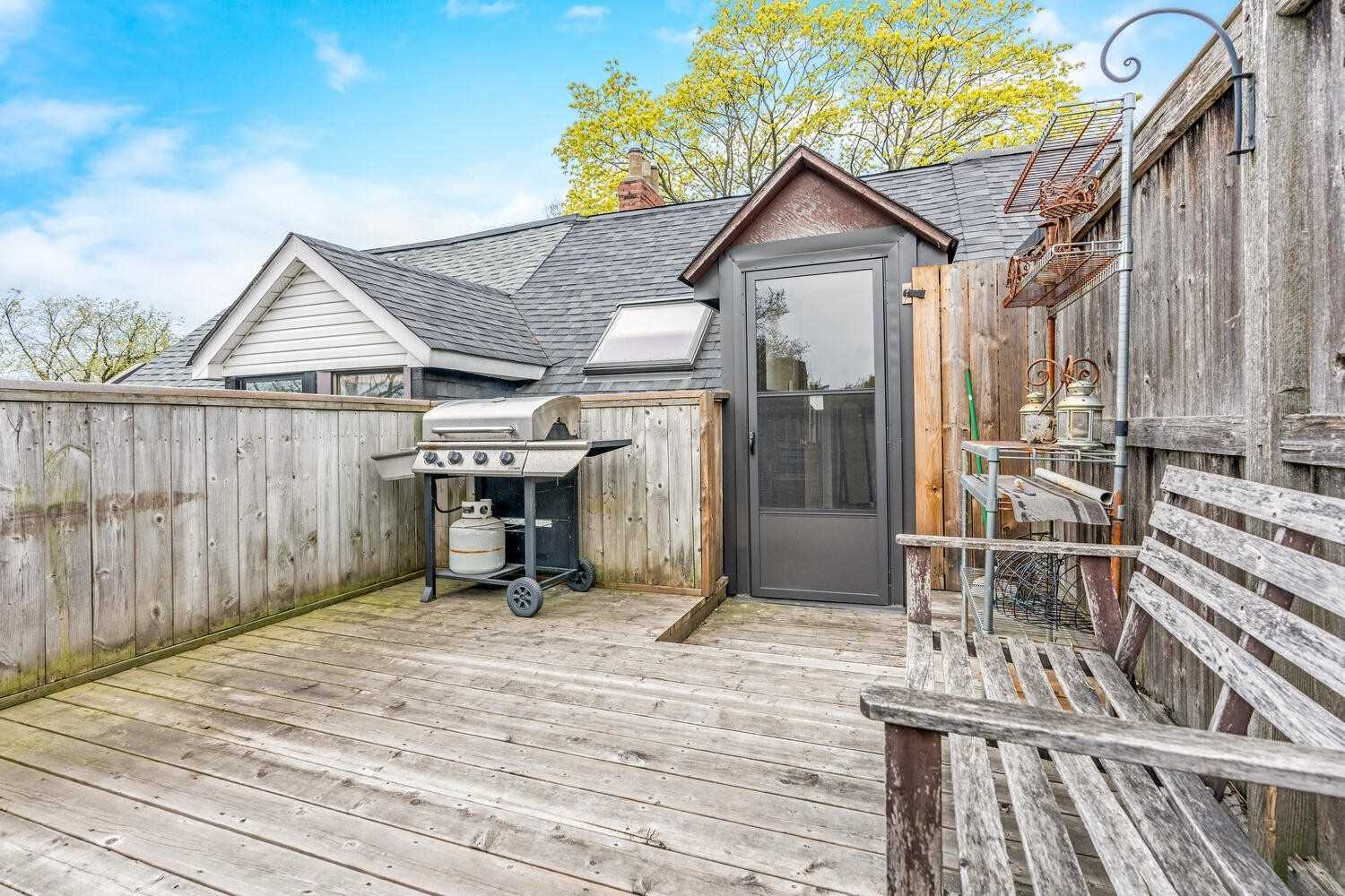29 Elm Grove Ave