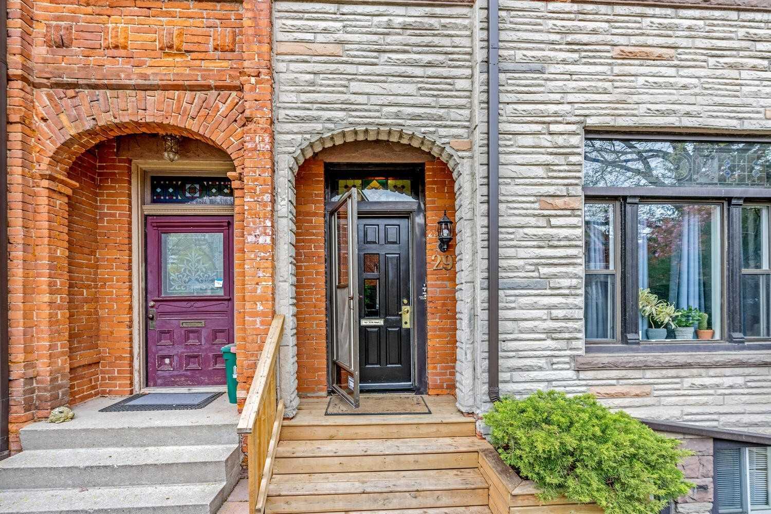 29 Elm Grove Ave