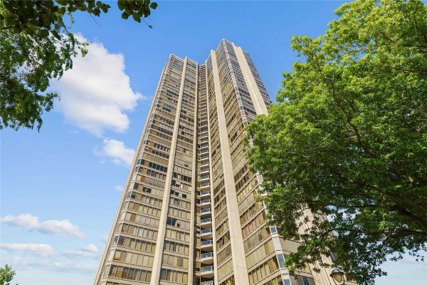 2045 Lake Shore Blvd W, Toronto