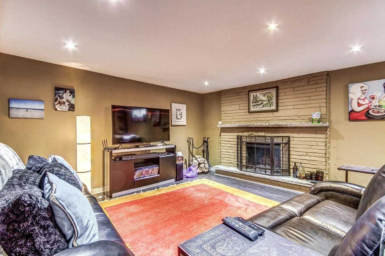 1452 Petrie Way