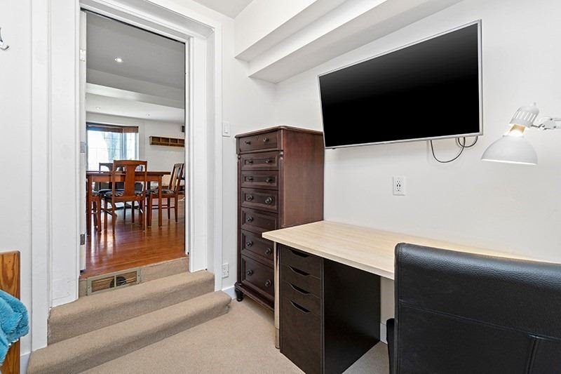 50 South Kingsway