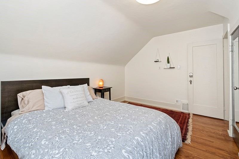 50 South Kingsway