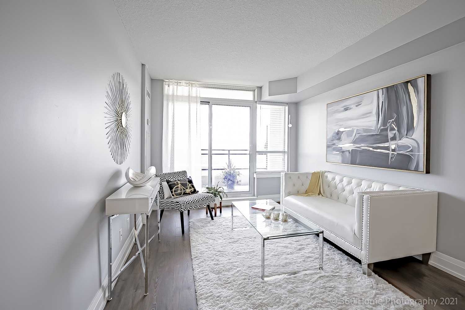 1060 Sheppard Ave W, #216