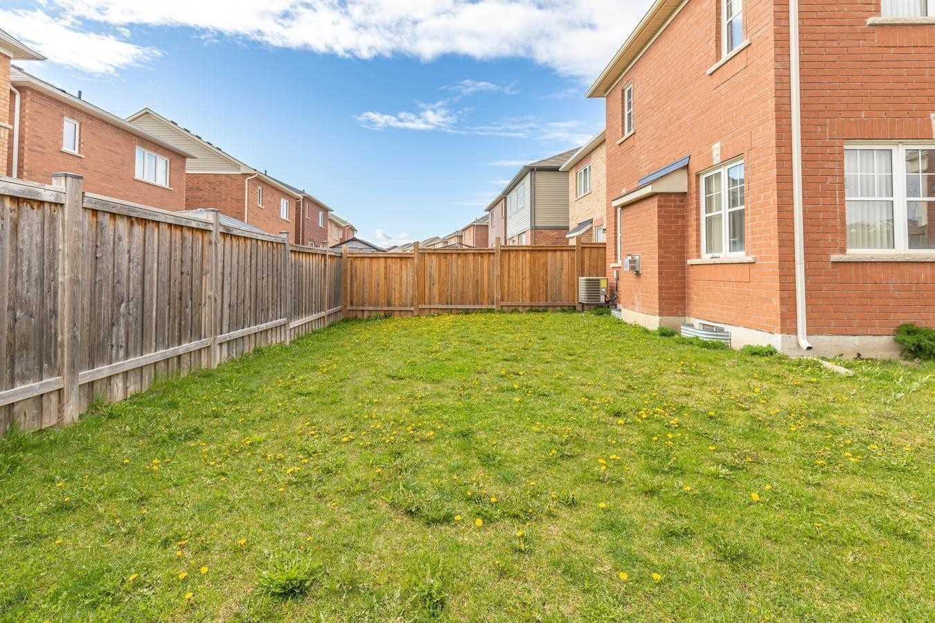 2 Giltspur Rd
