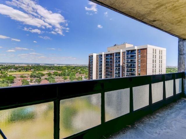 17 Knightsbridge Rd, #1803