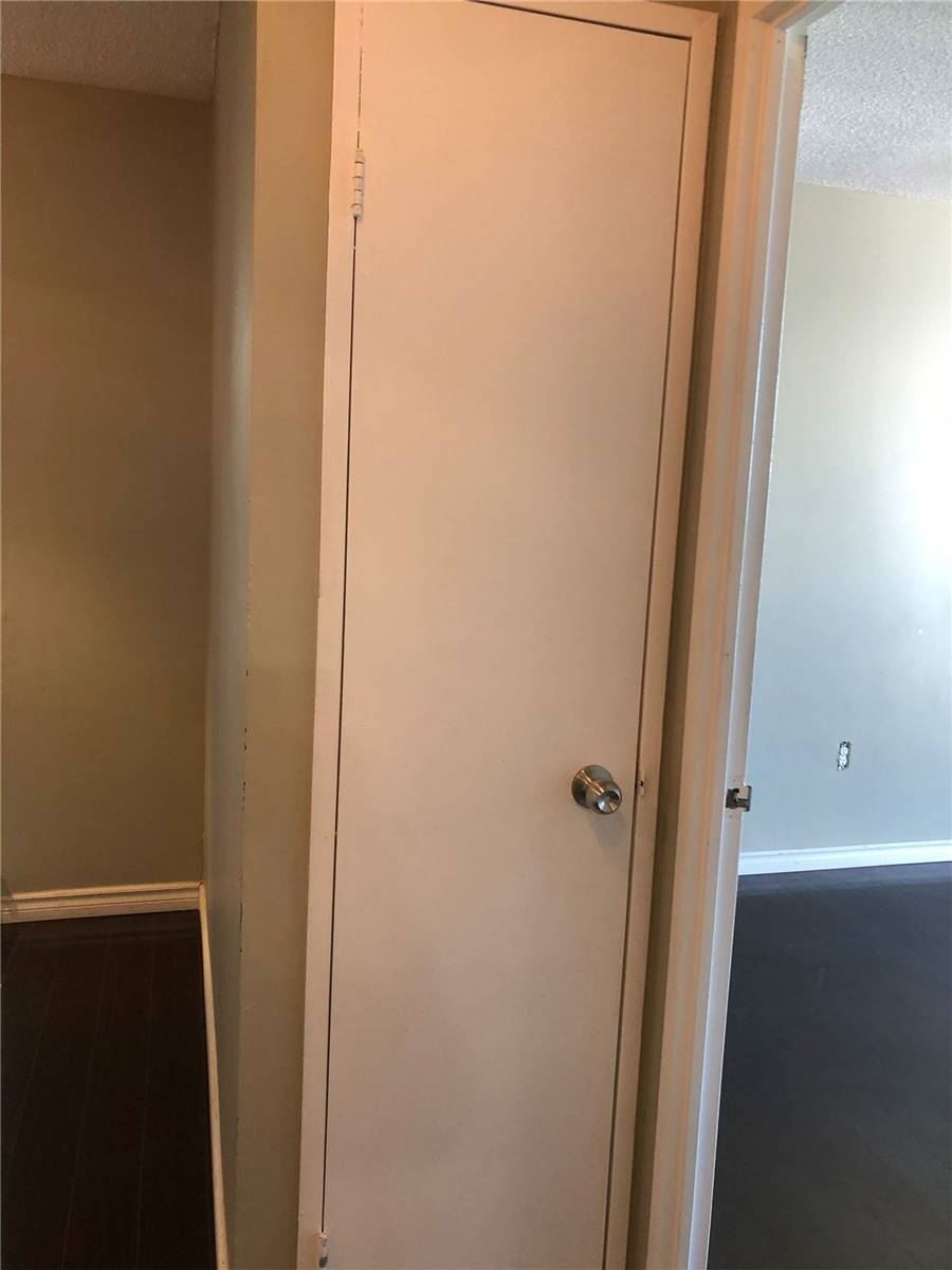 17 Knightsbridge Rd, #1803