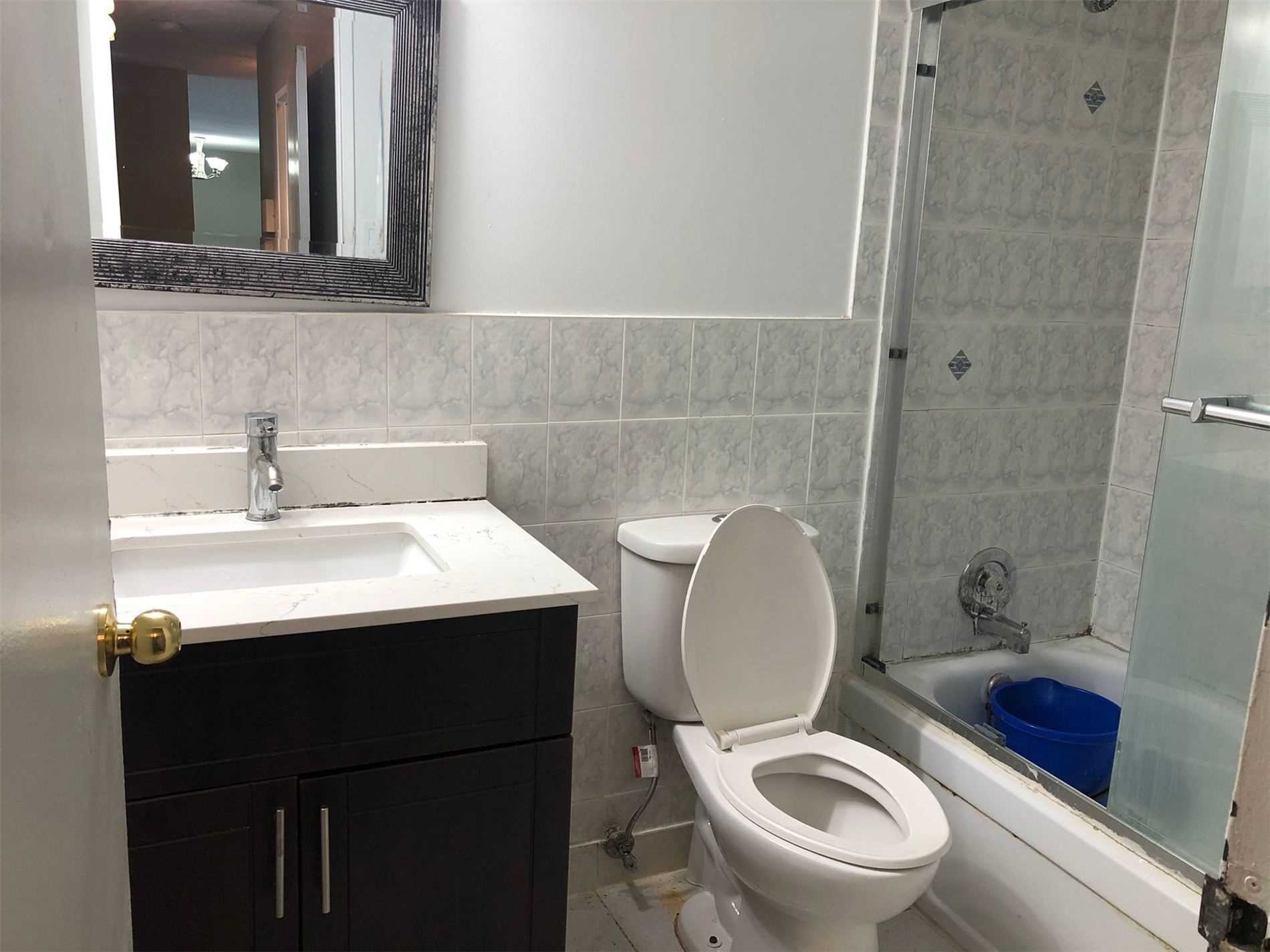 17 Knightsbridge Rd, #1803