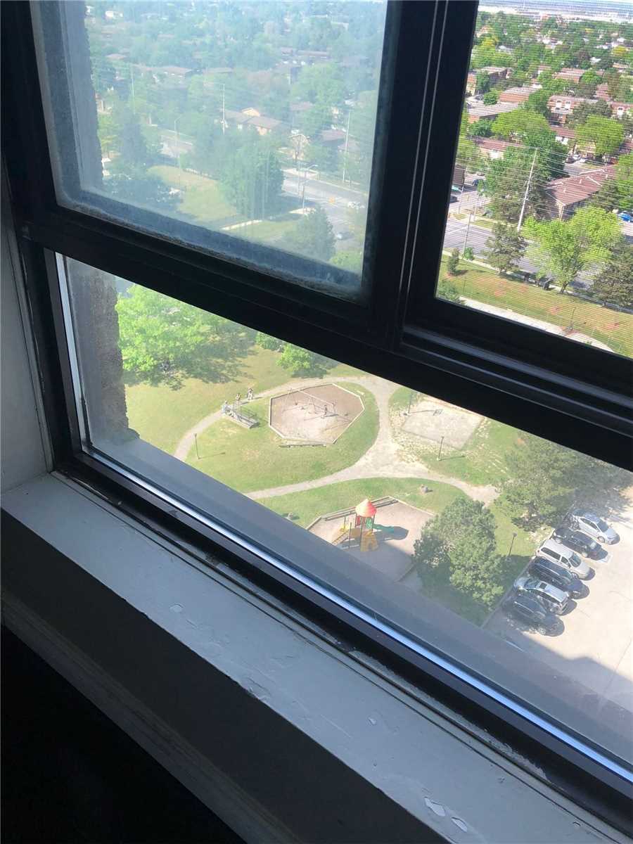 17 Knightsbridge Rd, #1803