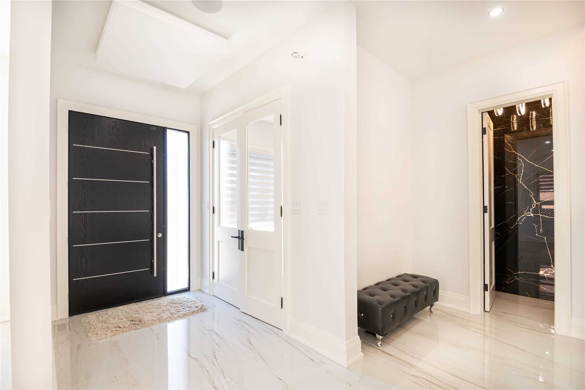 246 Edenbridge Dr