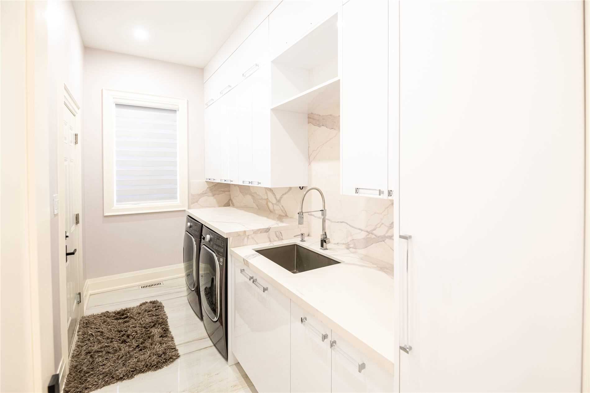 246 Edenbridge Dr