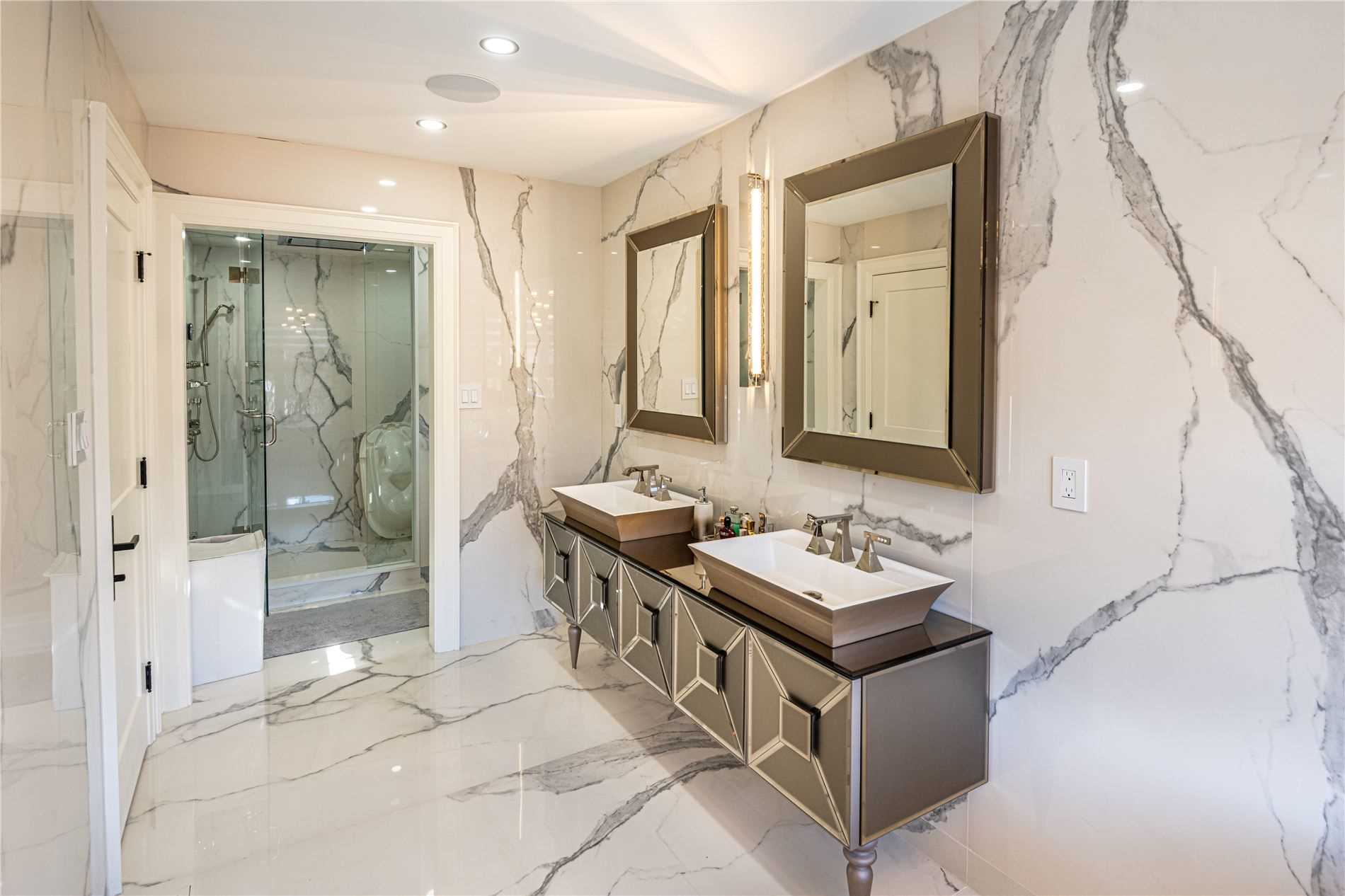 246 Edenbridge Dr
