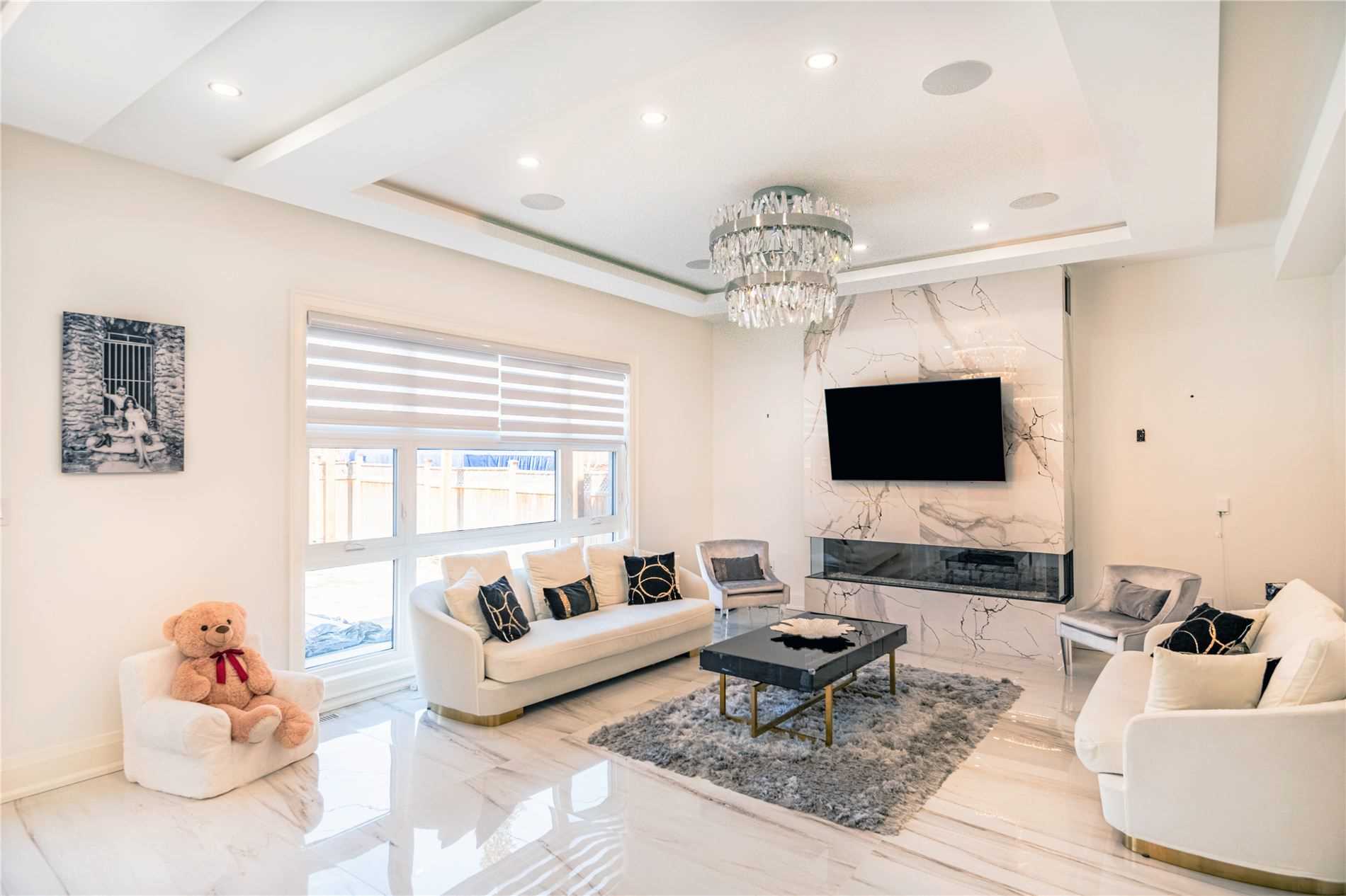 246 Edenbridge Dr