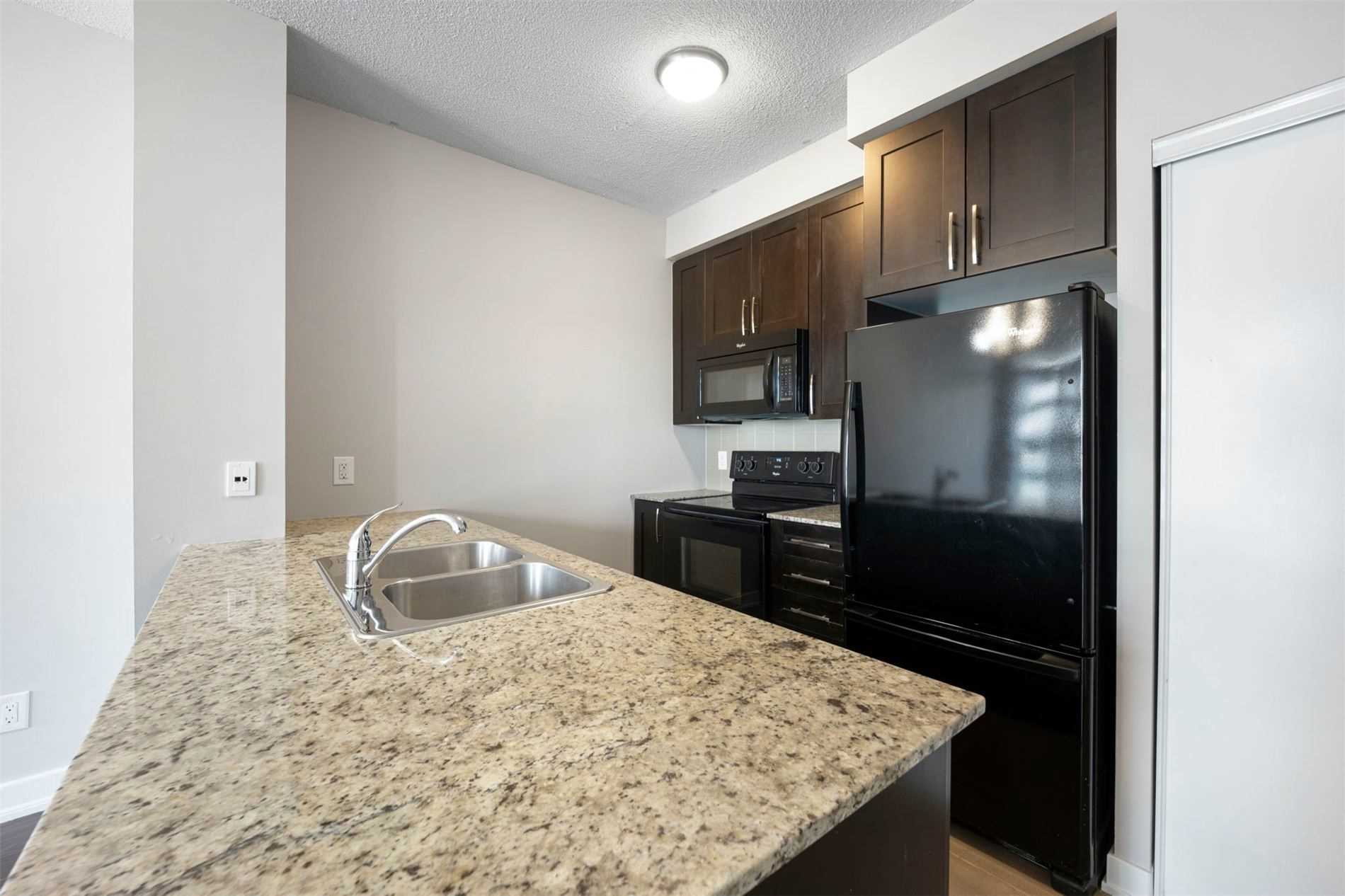 4070 Confederation Pkwy, #910