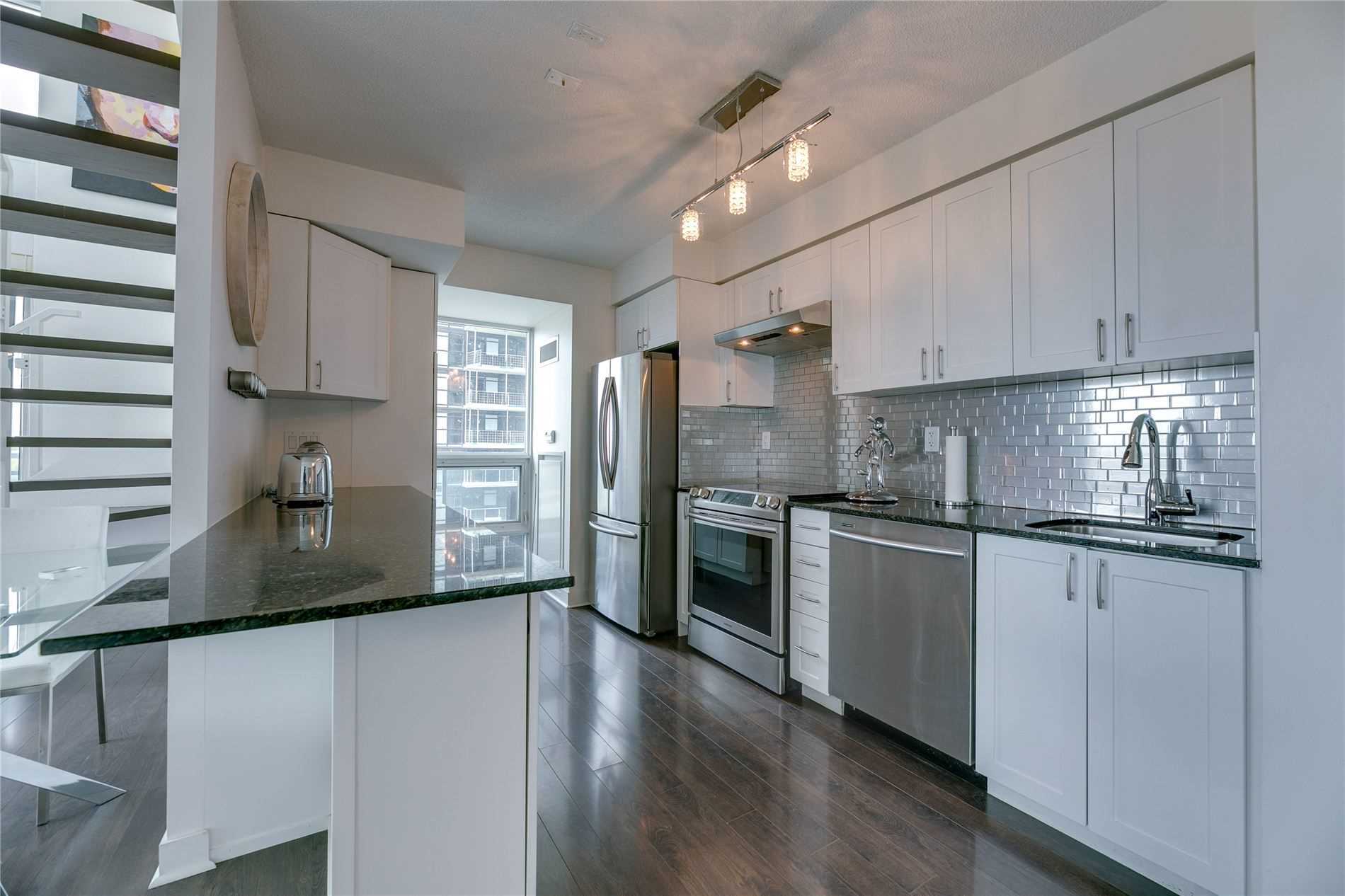 155 Legion Rd N, #905