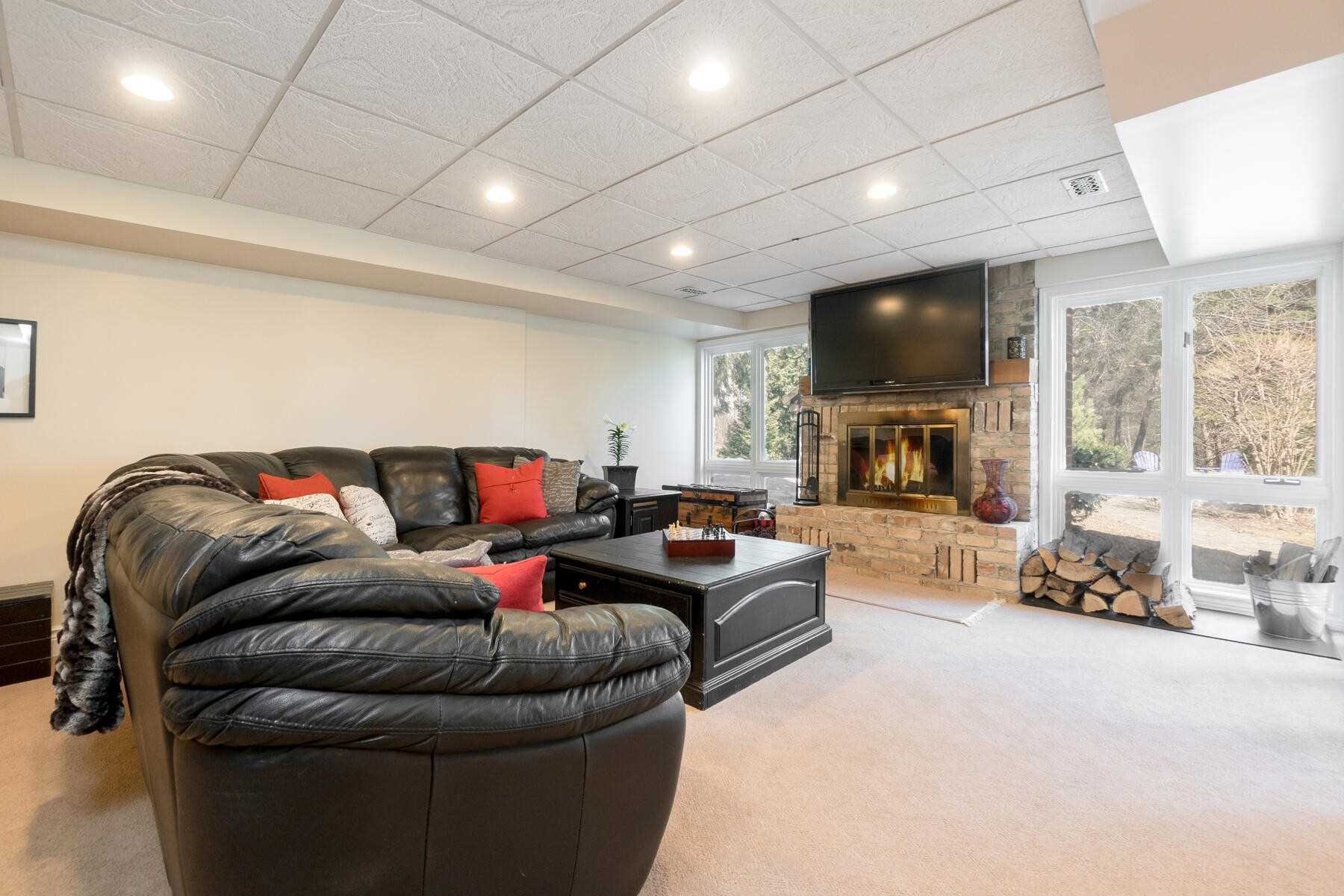 16149 Heart Lake Rd