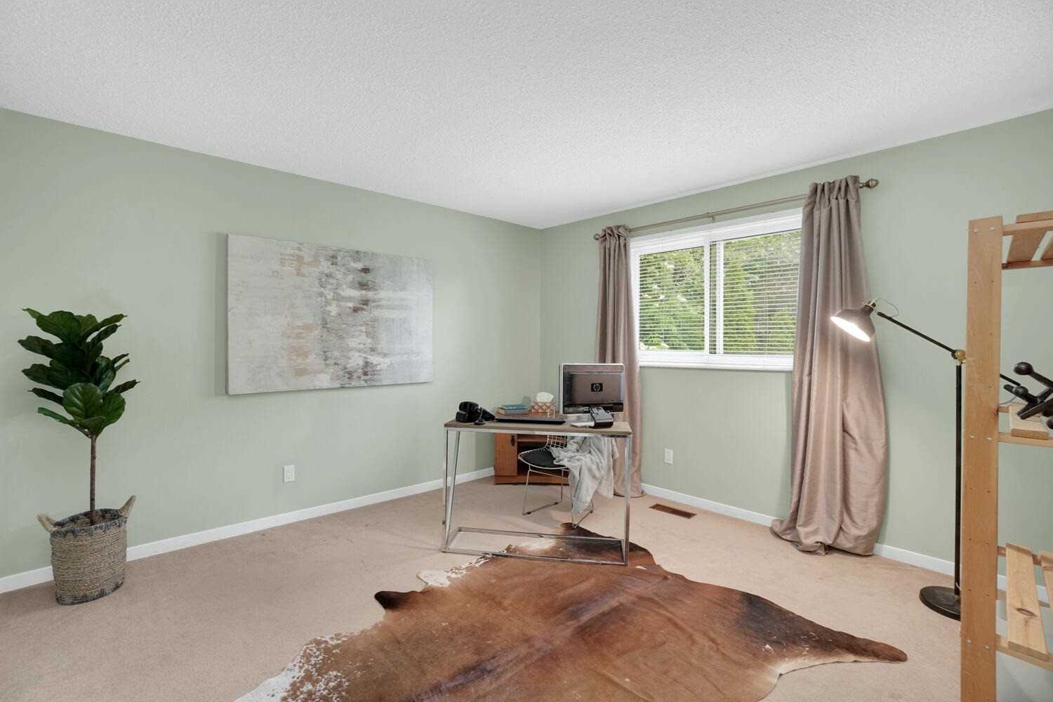 292 Crestwood Rd