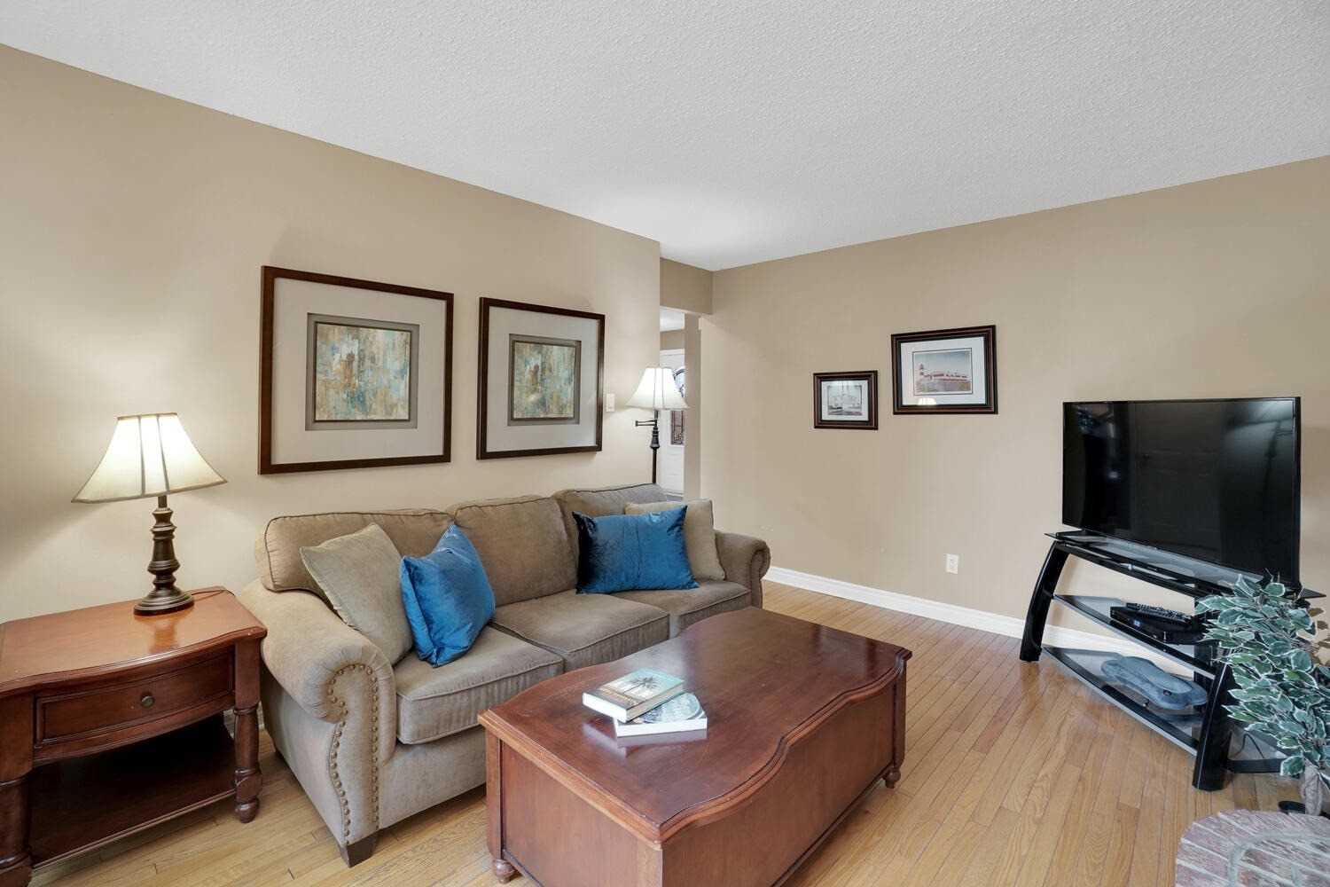 292 Crestwood Rd