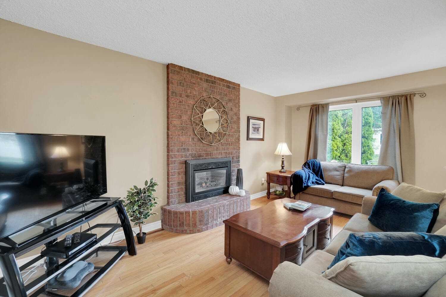 292 Crestwood Rd
