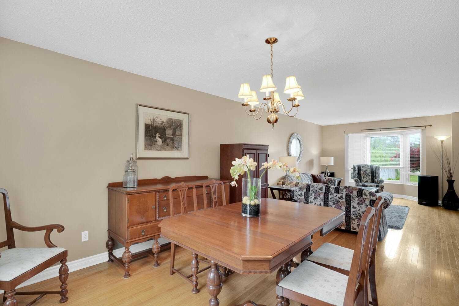 292 Crestwood Rd