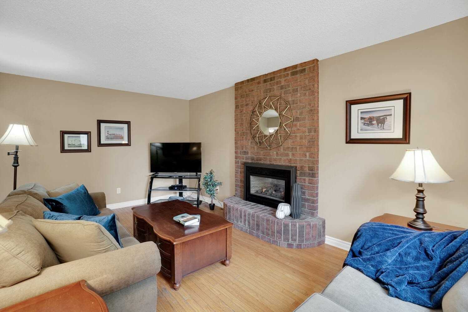 292 Crestwood Rd