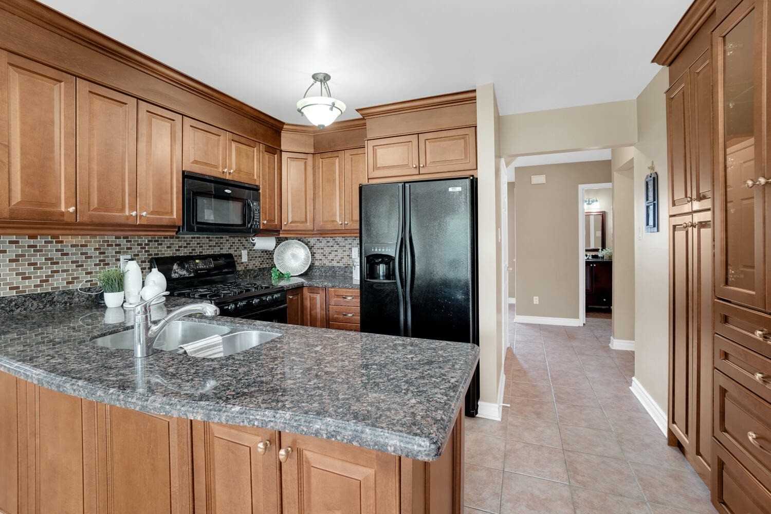 292 Crestwood Rd