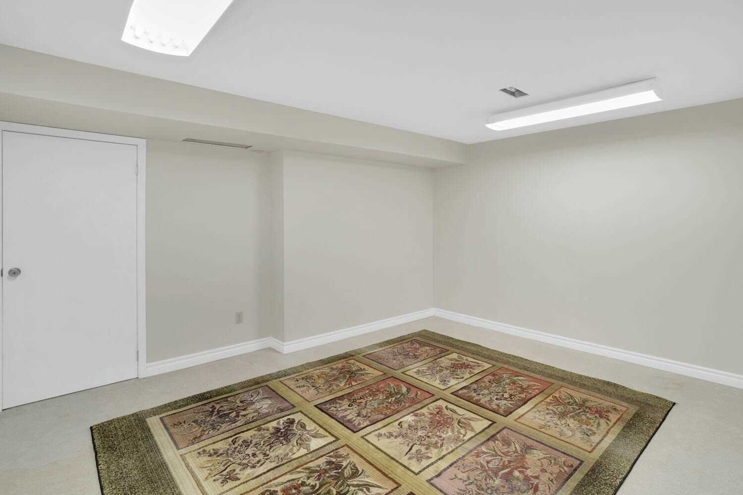 292 Crestwood Rd