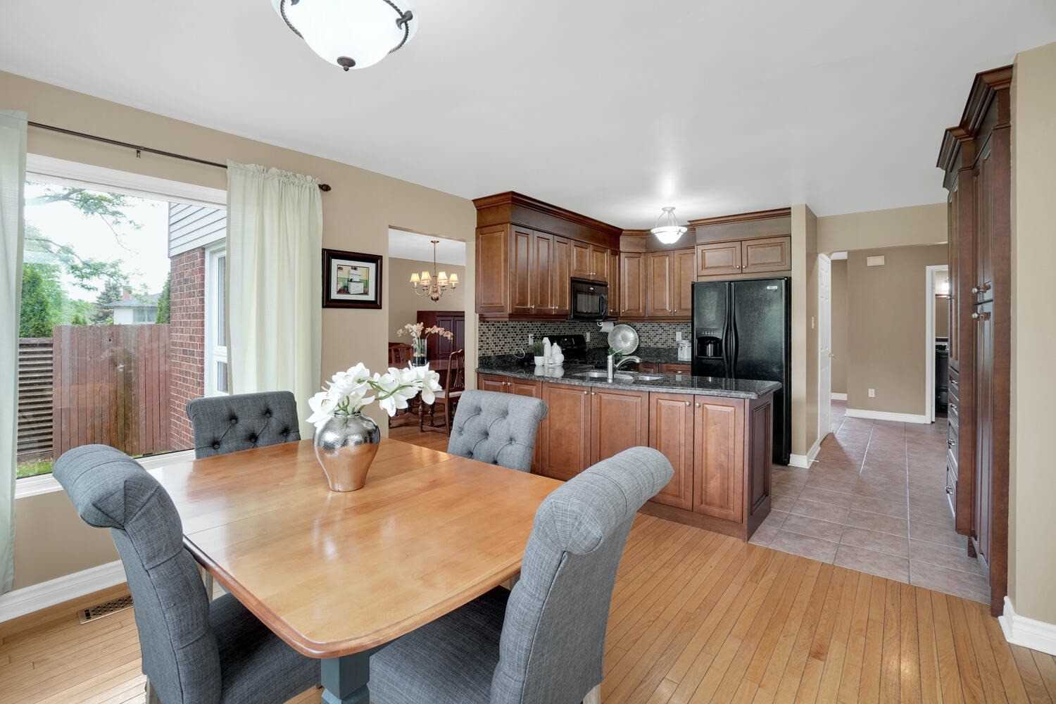 292 Crestwood Rd
