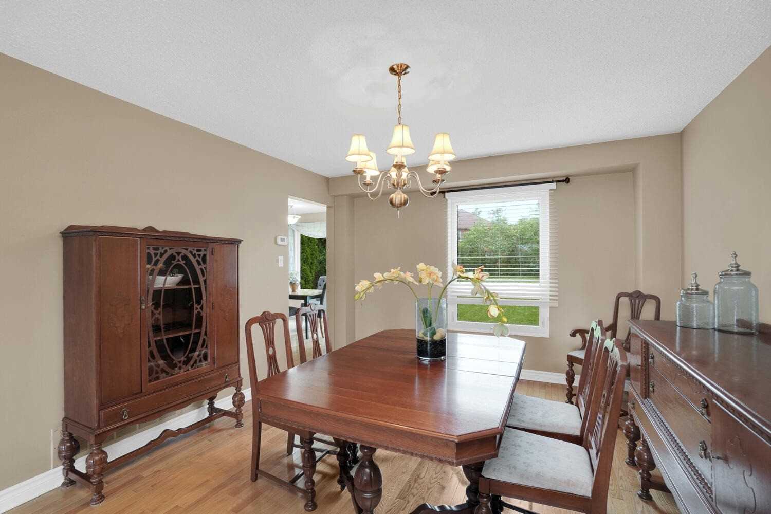 292 Crestwood Rd
