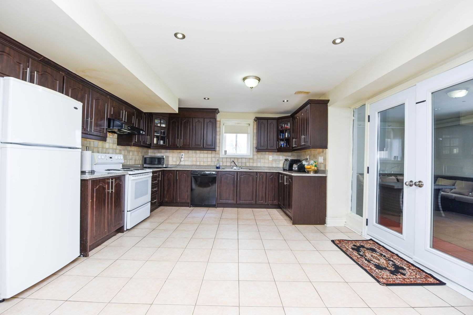 14707 Dixie Rd