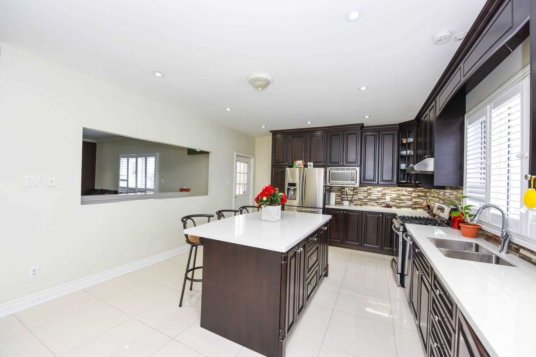 14707 Dixie Rd