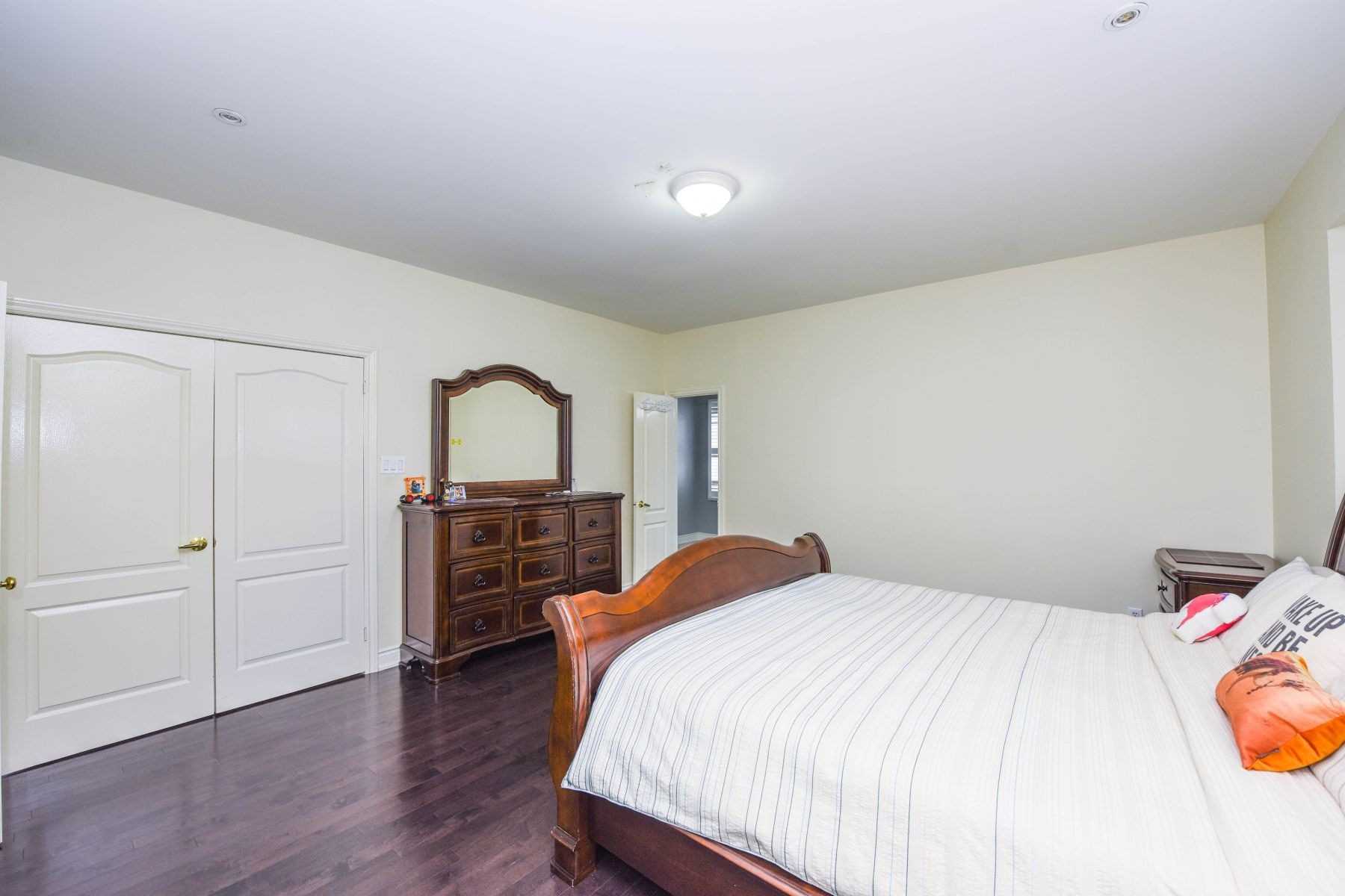 14707 Dixie Rd