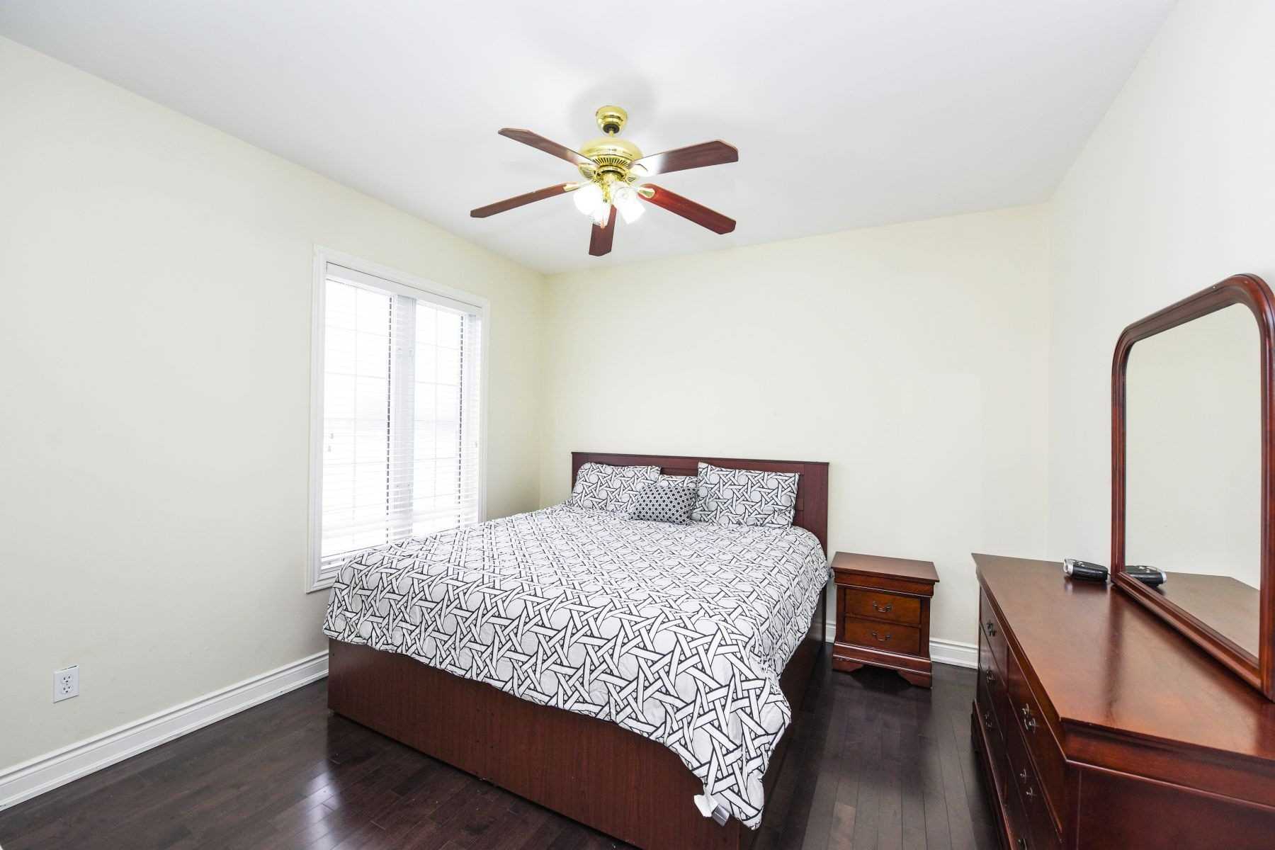 14707 Dixie Rd