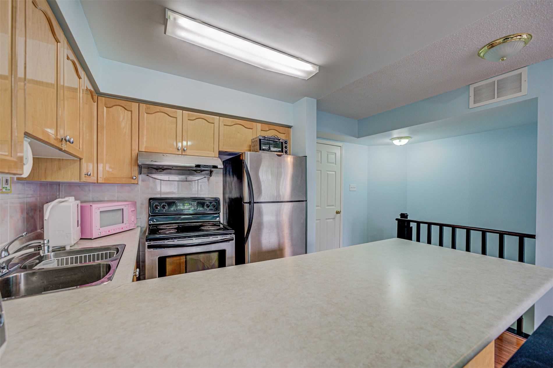 55 George Appleton Way #2095