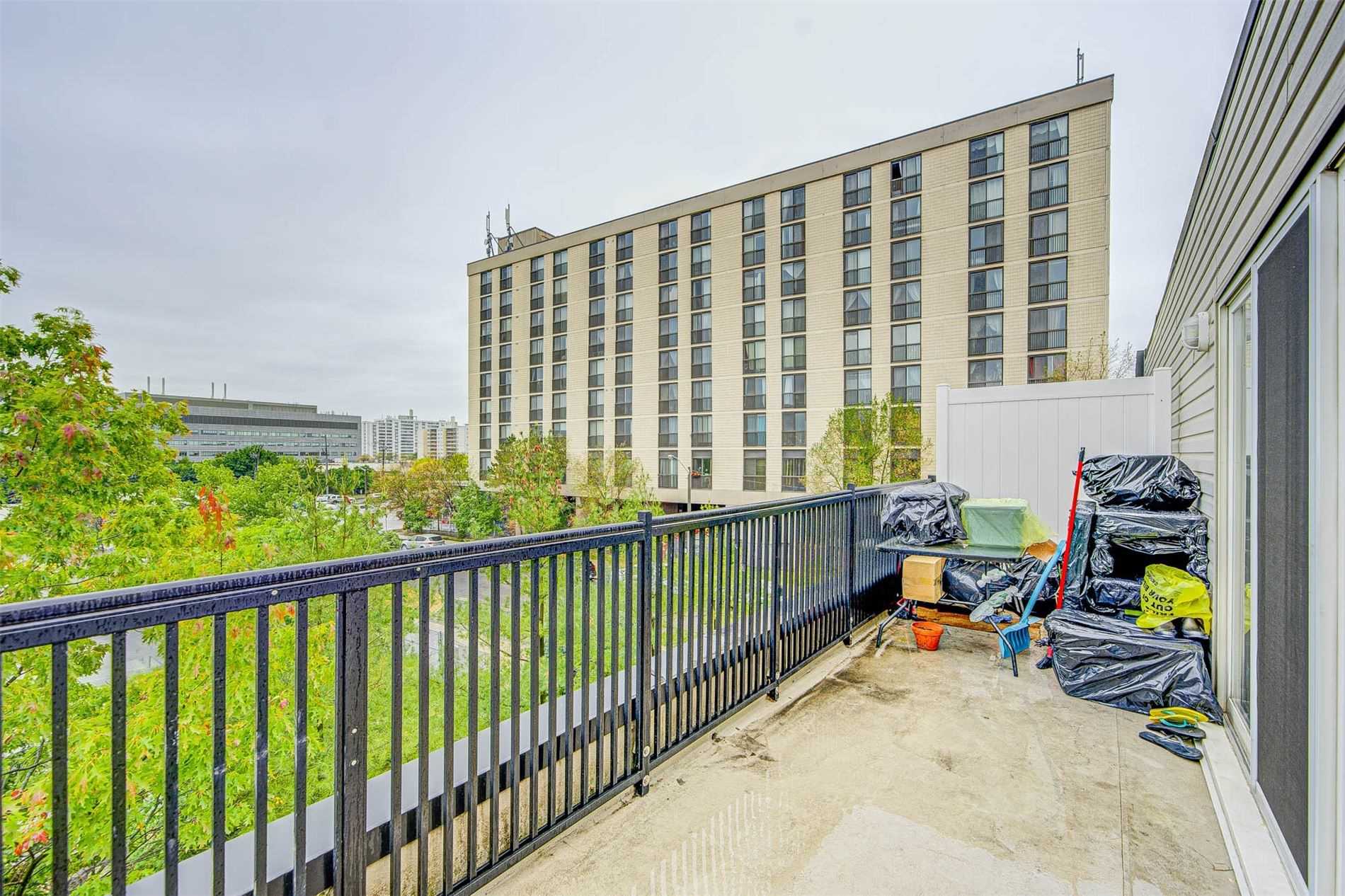 55 George Appleton Way #2095